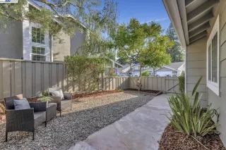 Photo #5: 41034944 Listing