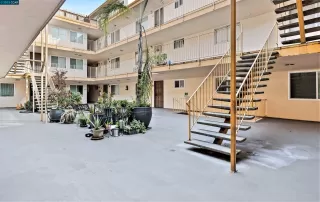 More Details about MLS # 41034950 : 1599 HAYS ST # 104