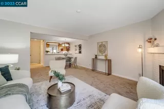 Photo #3: 41034975 Listing