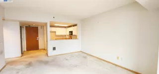 Photo #2: 41035019 Listing