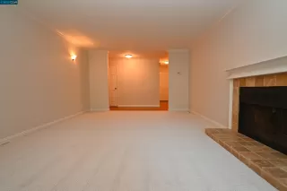 Photo #4: 41035022 Listing