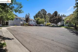 Photo #5: 41035025 Listing 