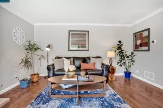 Photo #2: 41035029 Listing