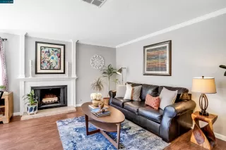 Photo #3: 41035029 Listing