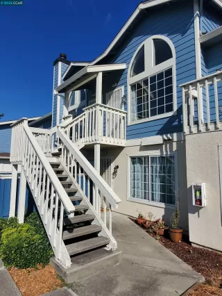 Photo #1: 41035140 Listing