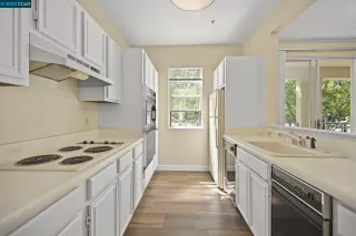 Photo #5: 41035165 Listing