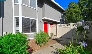 Photo #2: 41035206 Listing