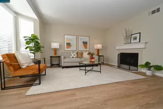 Photo #4: 41035206 Listing