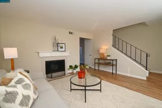 Photo #5: 41035206 Listing