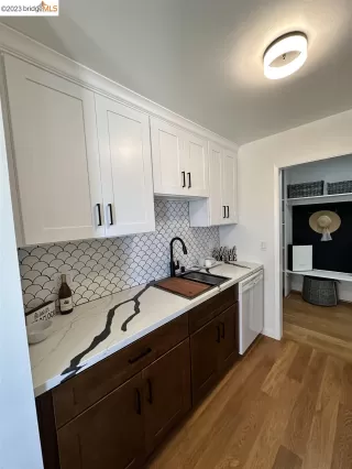 Photo #4: 41035352 Listing 