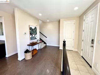 Photo #2: 41035365 Listing 