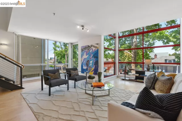 MLS: 41035402 Condo For Sale