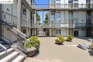 Photo #2: 41035402 Listing