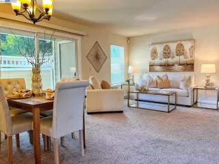 Photo #1: 41035417 Listing