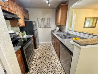 Photo #4: 41035417 Listing
