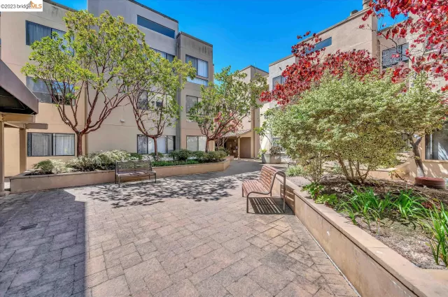 MLS: 41035420 Condo For Sale