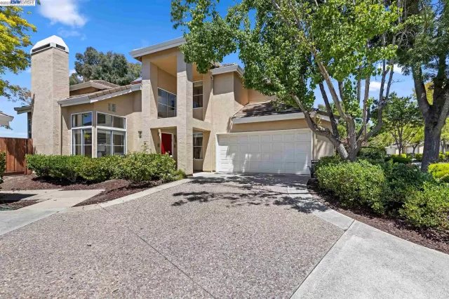 MLS: 41035476 Condo For Sale
