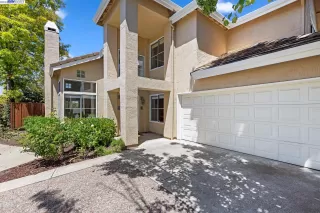 Photo #1: 41035476 Listing