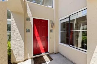 Photo #2: 41035476 Listing
