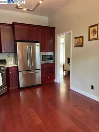 Photo #3: 41035495 Listing