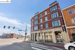 Photo #1: 41035540 Listing 