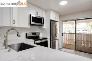 Photo #2: 41035584 Listing