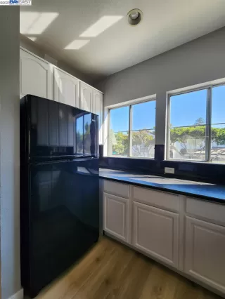 Photo #6: 41035595 Listing