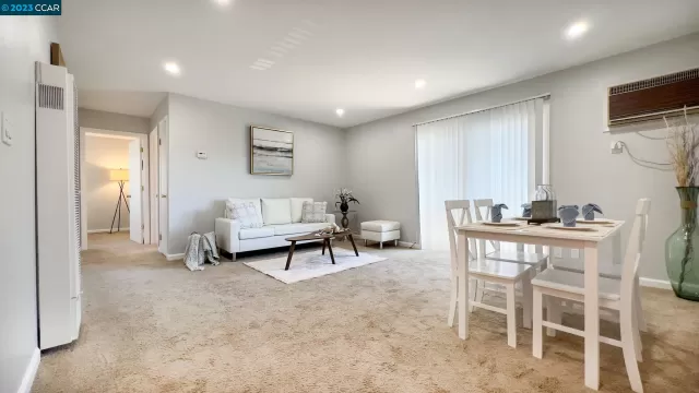 MLS: 41035648 Condo For Sale