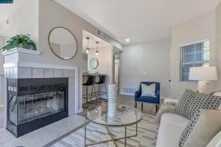 Photo #3: 41035715 Listing