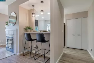 Photo #5: 41035715 Listing