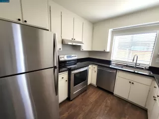 Photo #4: 41035741 Listing