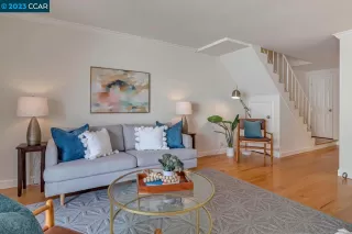 Photo #5: 41035752 Listing 