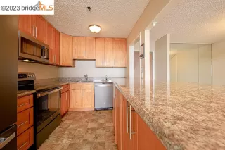 Photo #4: 41035766 Listing