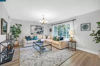 Photo #4: 41035767 Listing