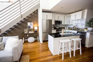 Photo #6: 41035784 Listing