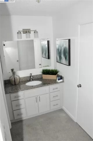 Photo #5: 41035804 Listing