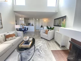 Photo #1: 41035884 Listing 