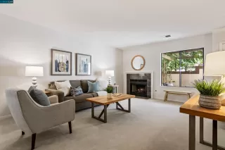 Photo #5: 41035891 Listing 