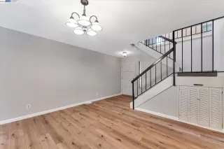 Photo #6: 41035904 Listing 