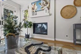 Photo #4: 41035920 Listing