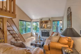 Photo #2: 41035942 Listing