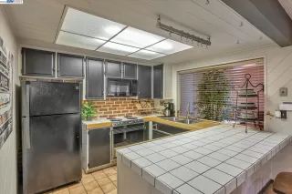 Photo #6: 41035942 Listing