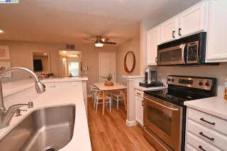 Photo #6: 41035955 Listing