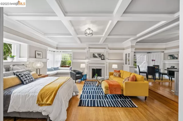 MLS: 41036128 Condo For Sale