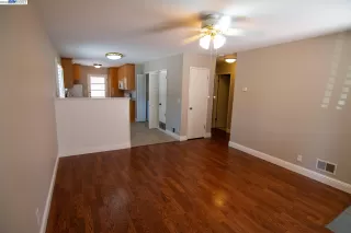 Photo #2: 41036255 Listing