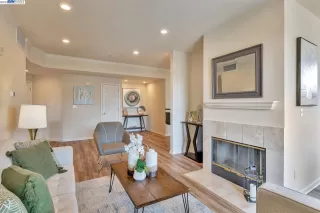 Photo #2: 41036272 Listing 