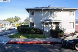 Photo #2: 41036276 Listing 