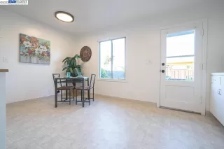 Photo #5: 41036276 Listing 