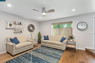 Photo #2: 41036294 Listing 