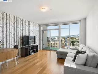 Photo #2: 41036299 Listing